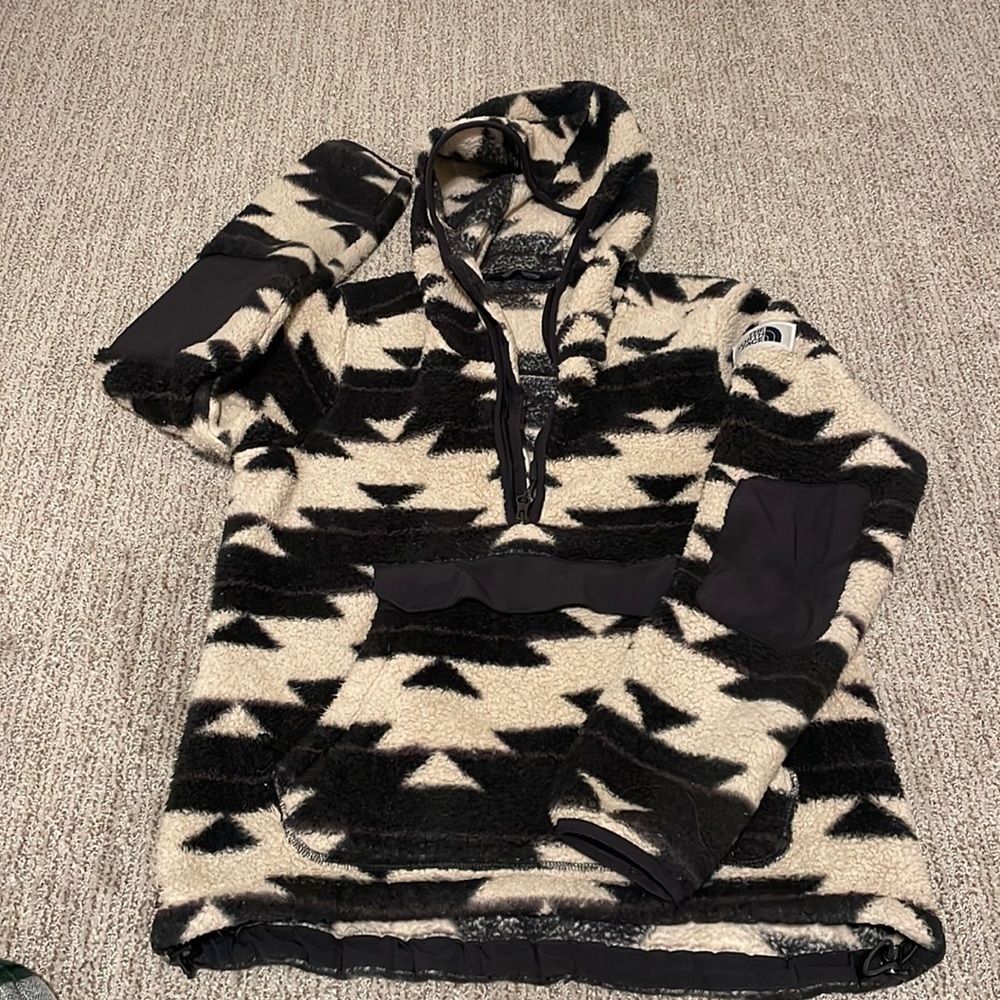 North Face Fleece Quarter Zip
